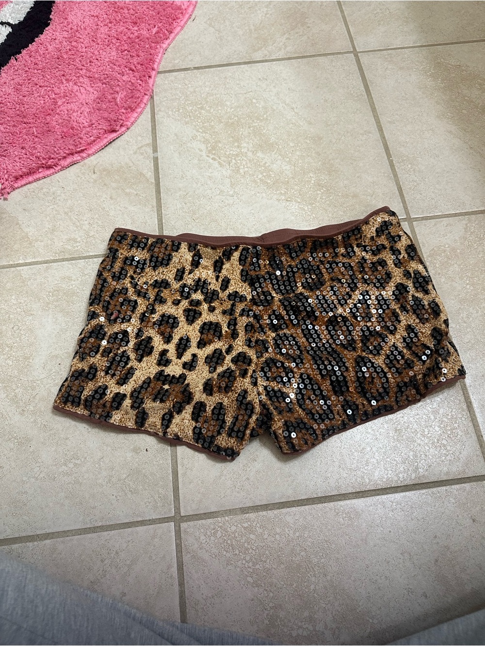 SHEIN Leopard Sequin Bike Shorts - Brown & Black